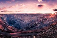 Закат на руднике Super Pit, который в 2019 году отметил 30-летний юбилей (Фото: ABC Goldfields/Jarrod Lucas)